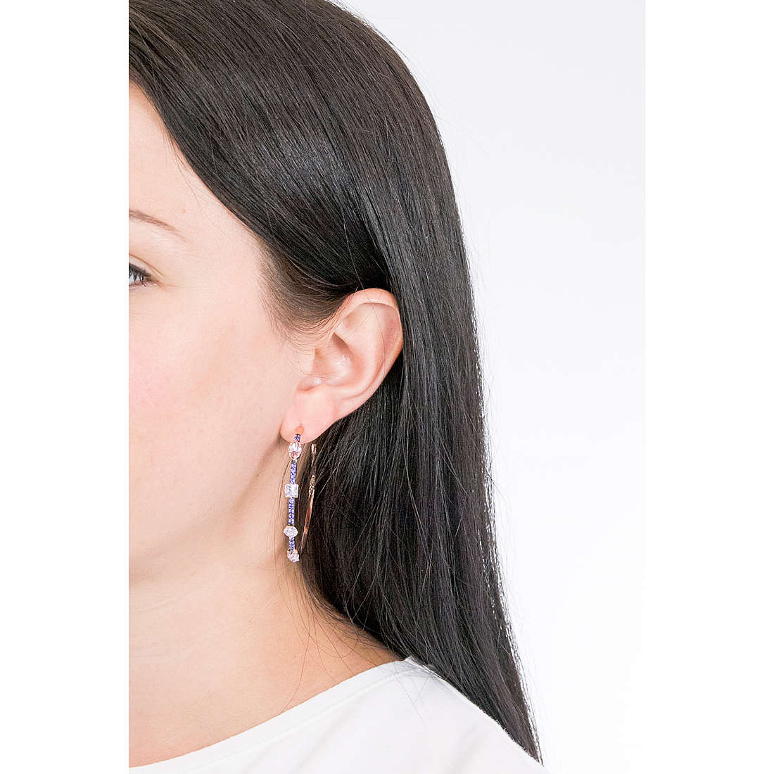 Brosway earrings Affinity woman BFF123 wearing