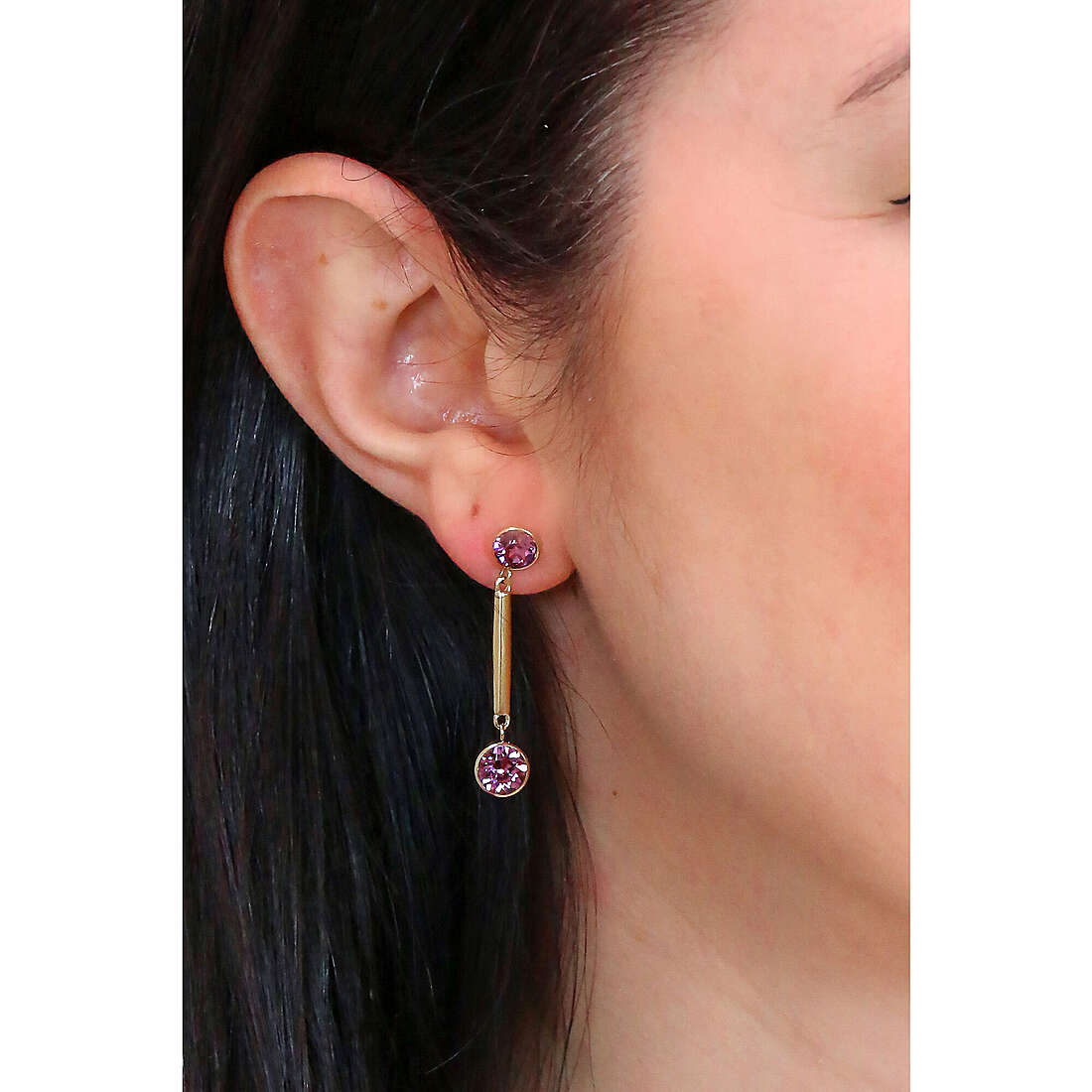 Brosway earrings Affinity woman BFF167 wearing