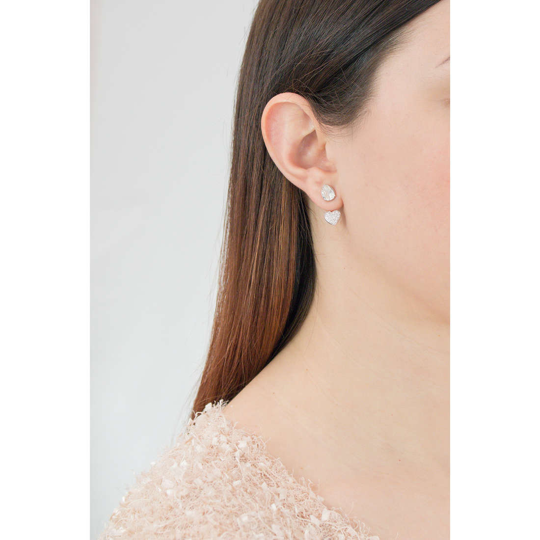 Brosway earrings Affinity woman BFF53 wearing