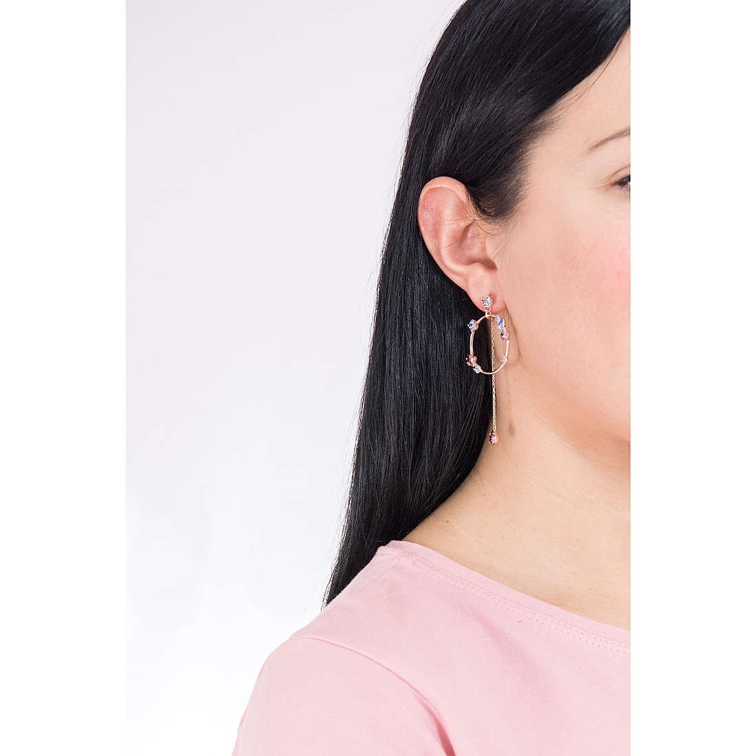Brosway earrings Affinity woman BFF96 wearing