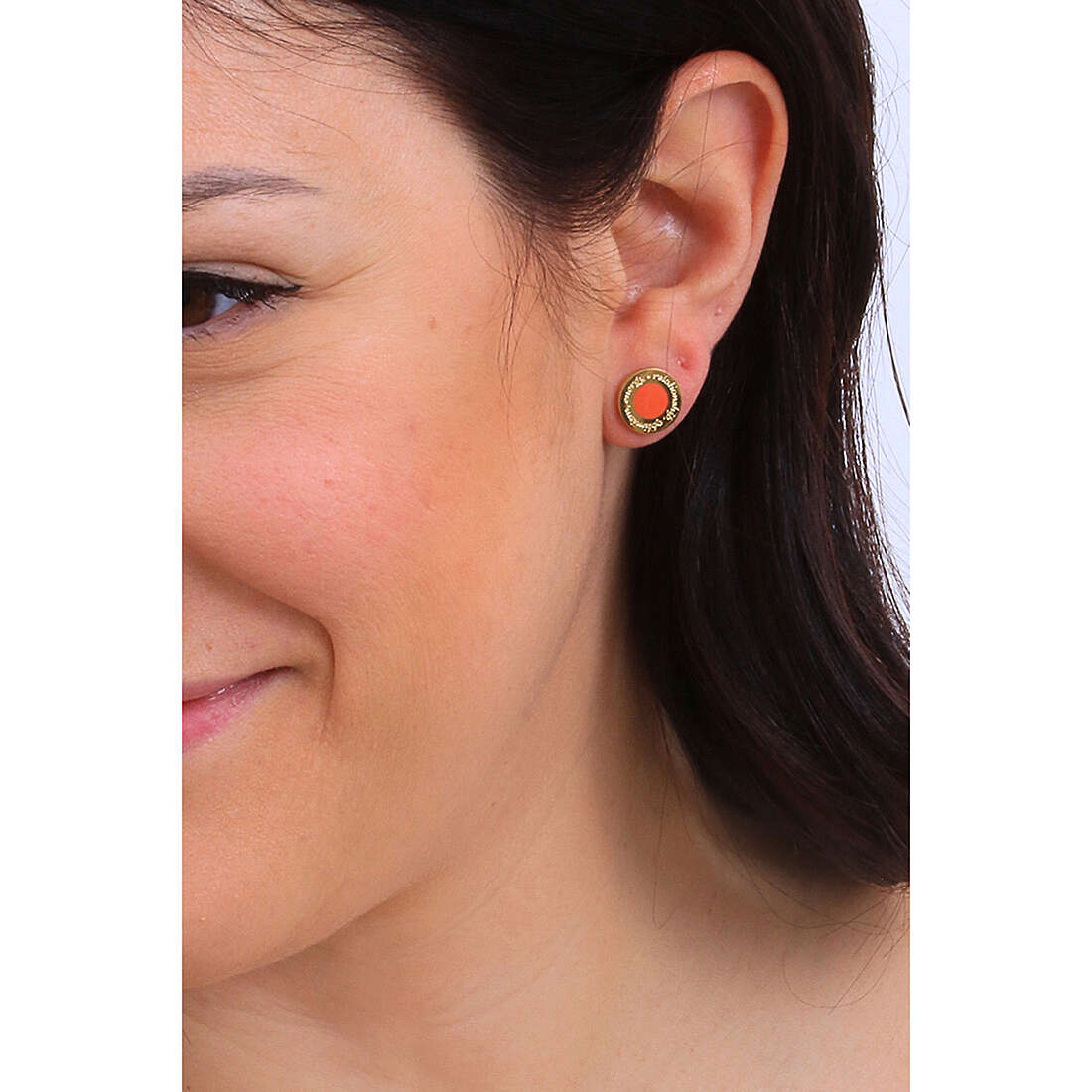 Brosway earrings Chakra woman BVB22 wearing