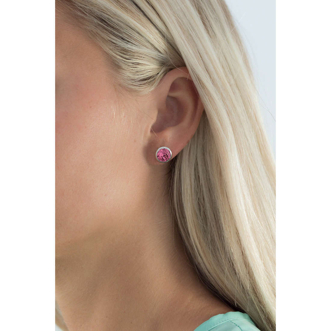Brosway earrings E-Tring woman BRT22 wearing
