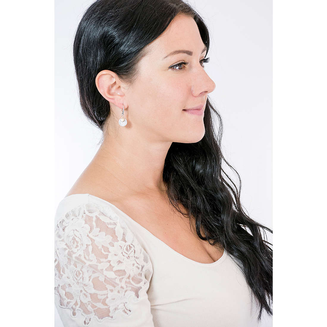 Emporio Armani earrings woman EG3377040 wearing