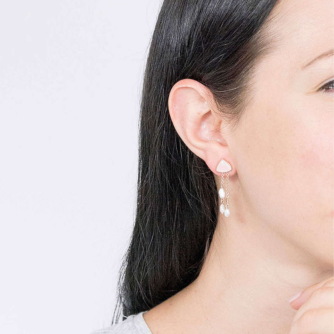 Emporio Armani earrings woman EG3445221 wearing