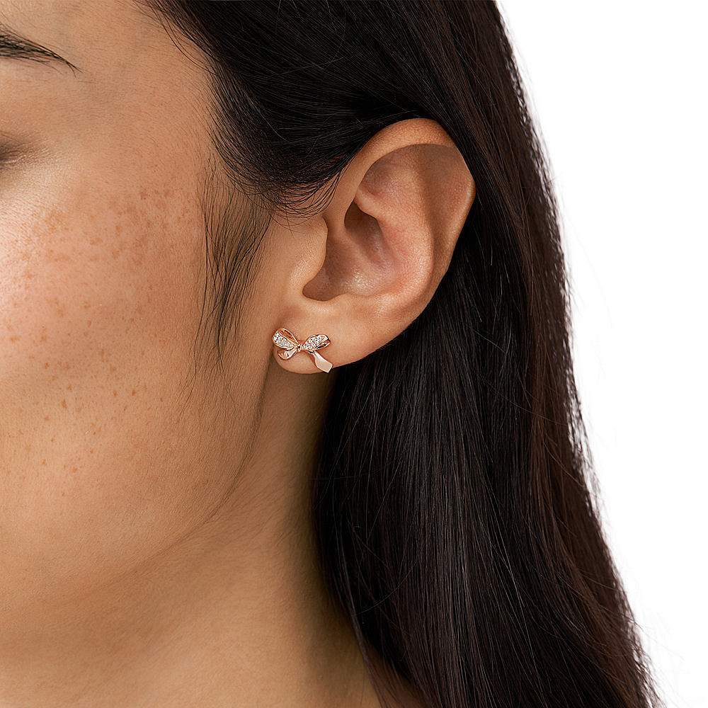 Emporio Armani earrings woman EG3545221 wearing