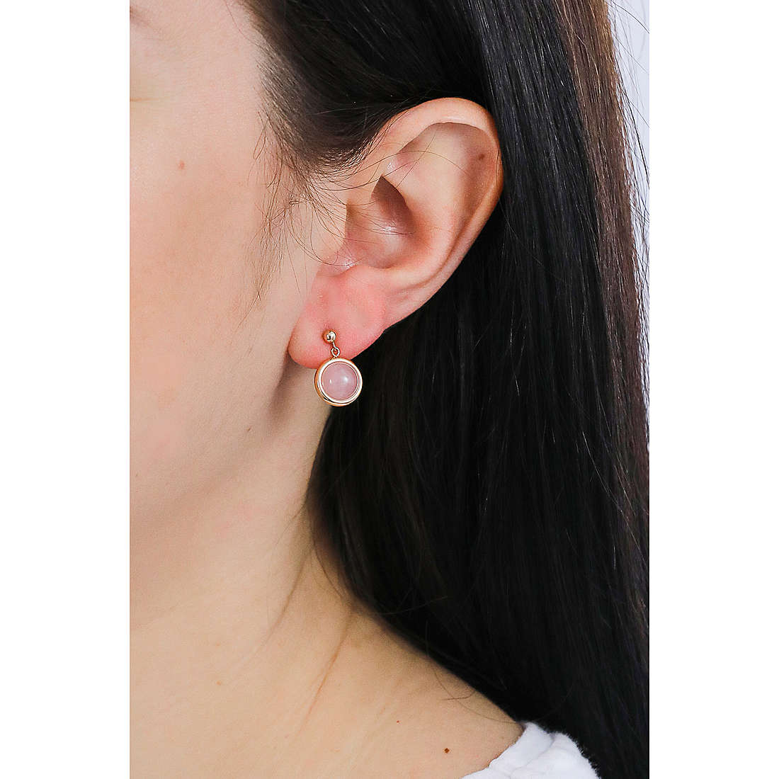 Fossil earrings Classics woman JF03672791 wearing