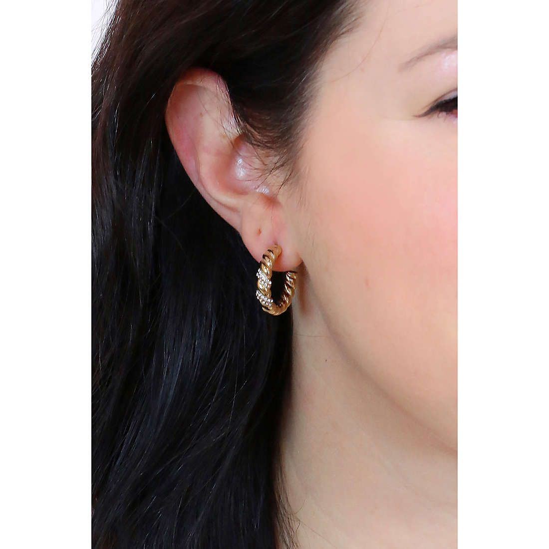 Fossil earrings Jewelry woman JF04170710 wearing