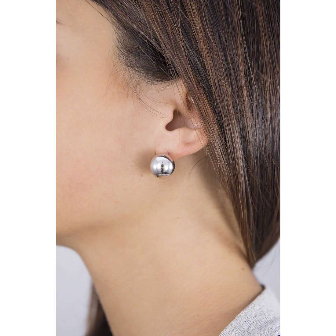 GioiaPura earrings woman 40258-00-00 wearing