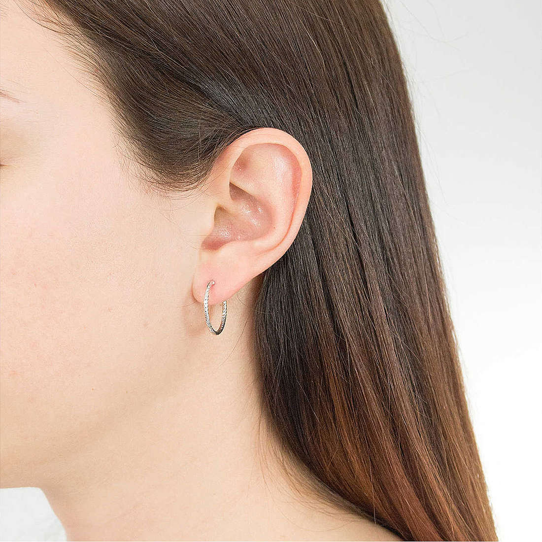 GioiaPura earrings Fili d'argento woman WOC00131ES wearing