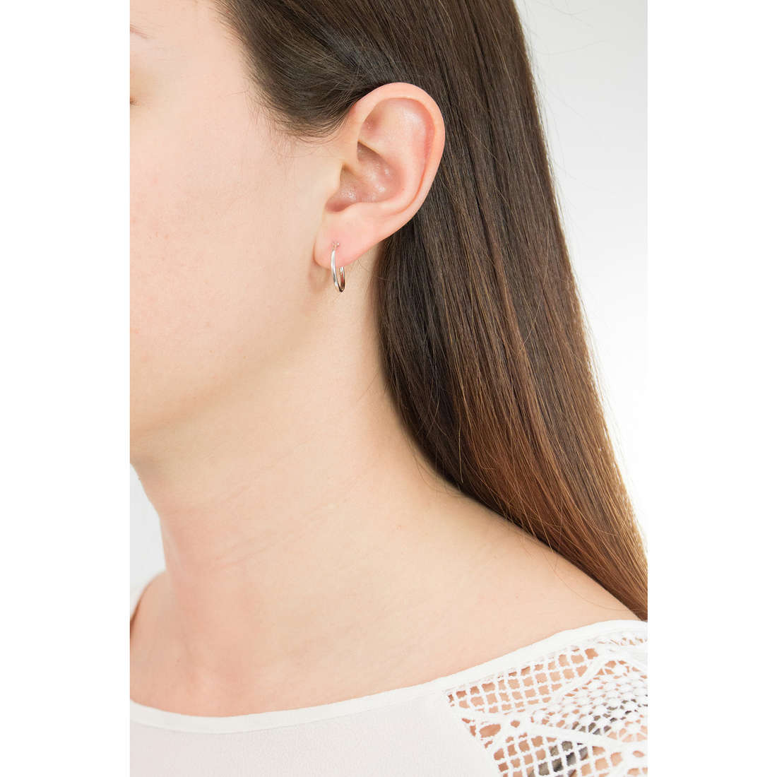 GioiaPura earrings Fili d'argento woman WOC00243ES wearing
