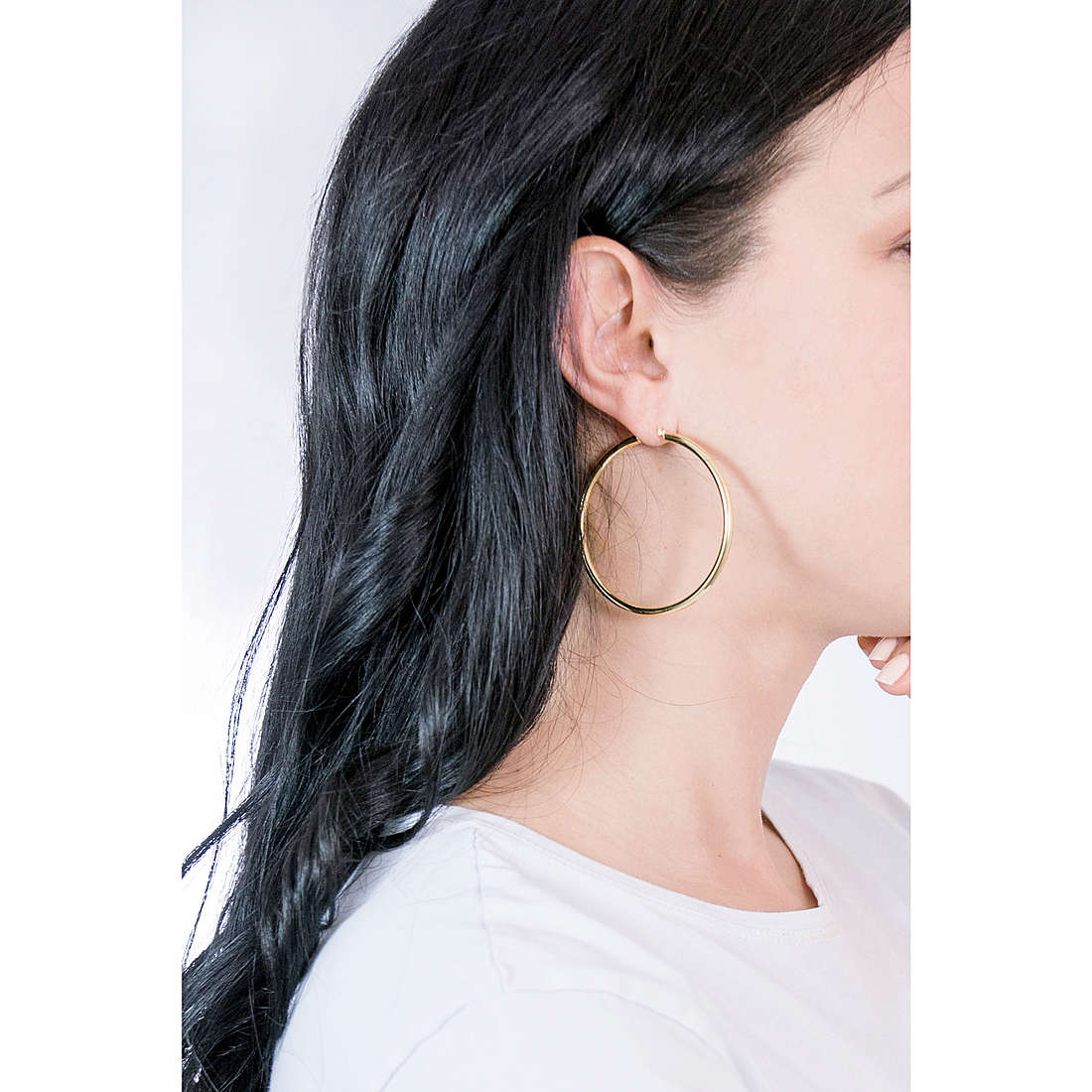 GioiaPura earrings woman GYOARW0313-5 wearing