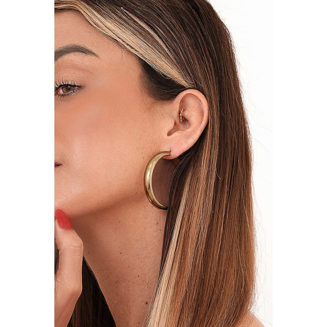 GioiaPura earrings woman GYOARW0315-4.5 wearing