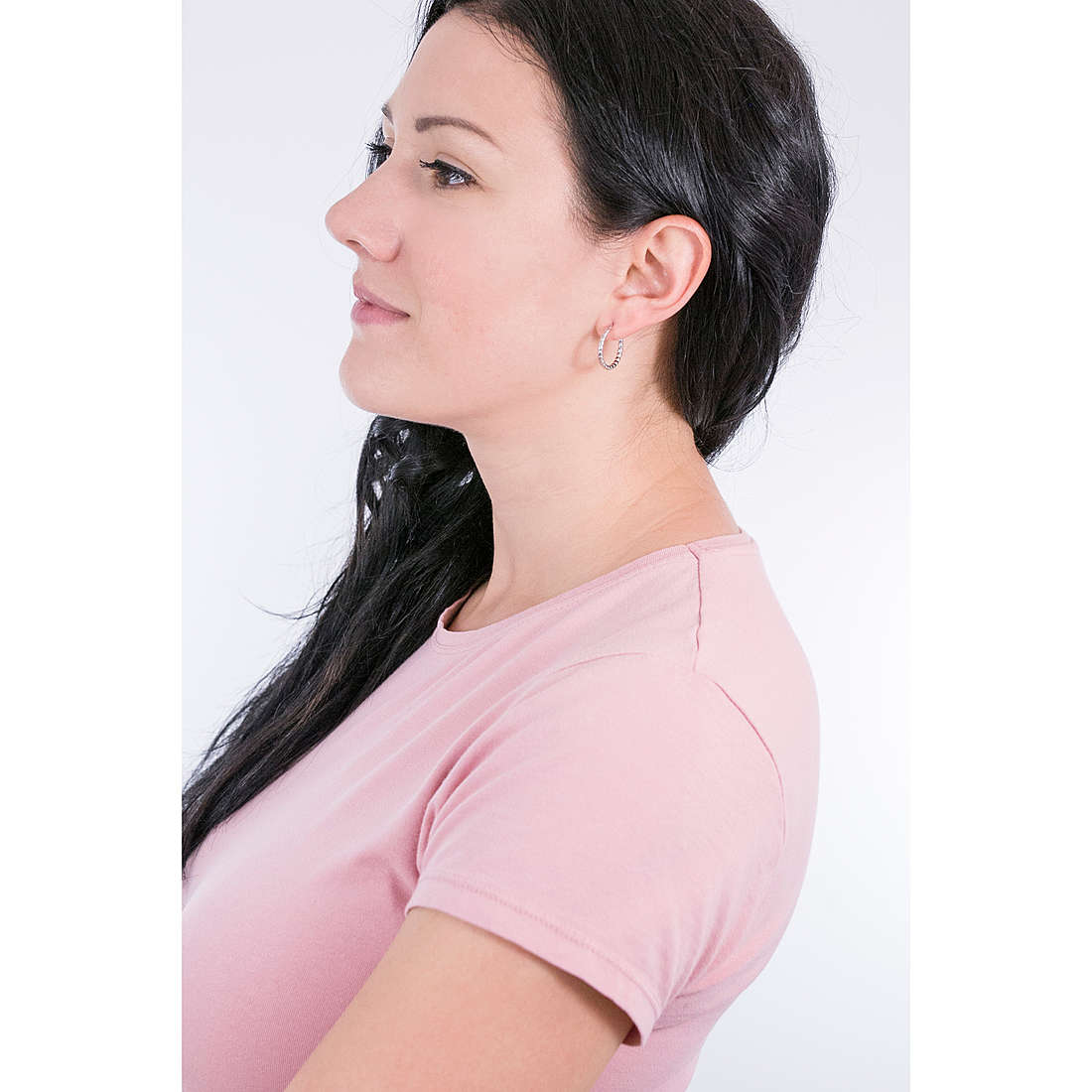 GioiaPura earrings woman GYOARW0316-1.5 wearing