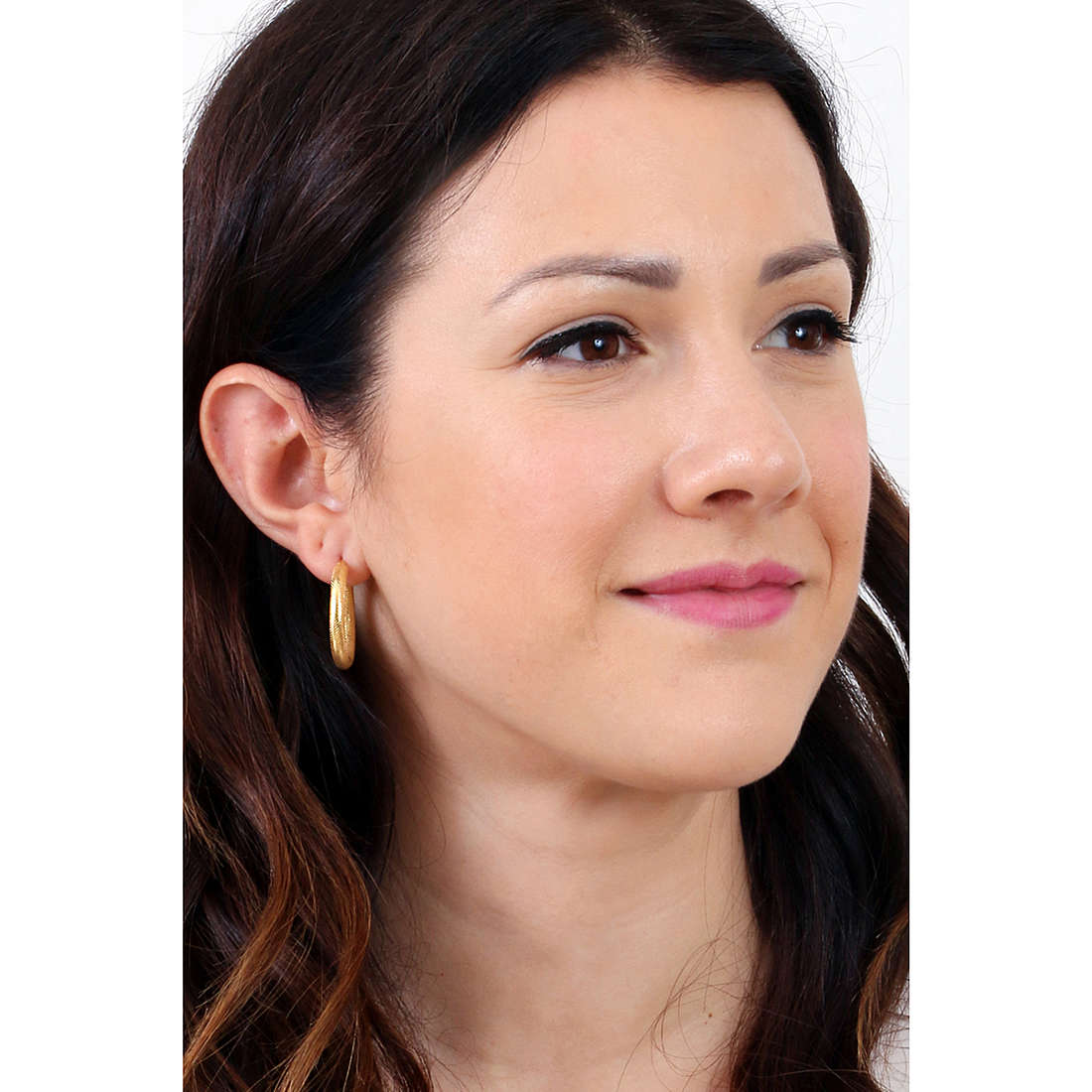 GioiaPura earrings woman GYOARW0578-1.5 wearing