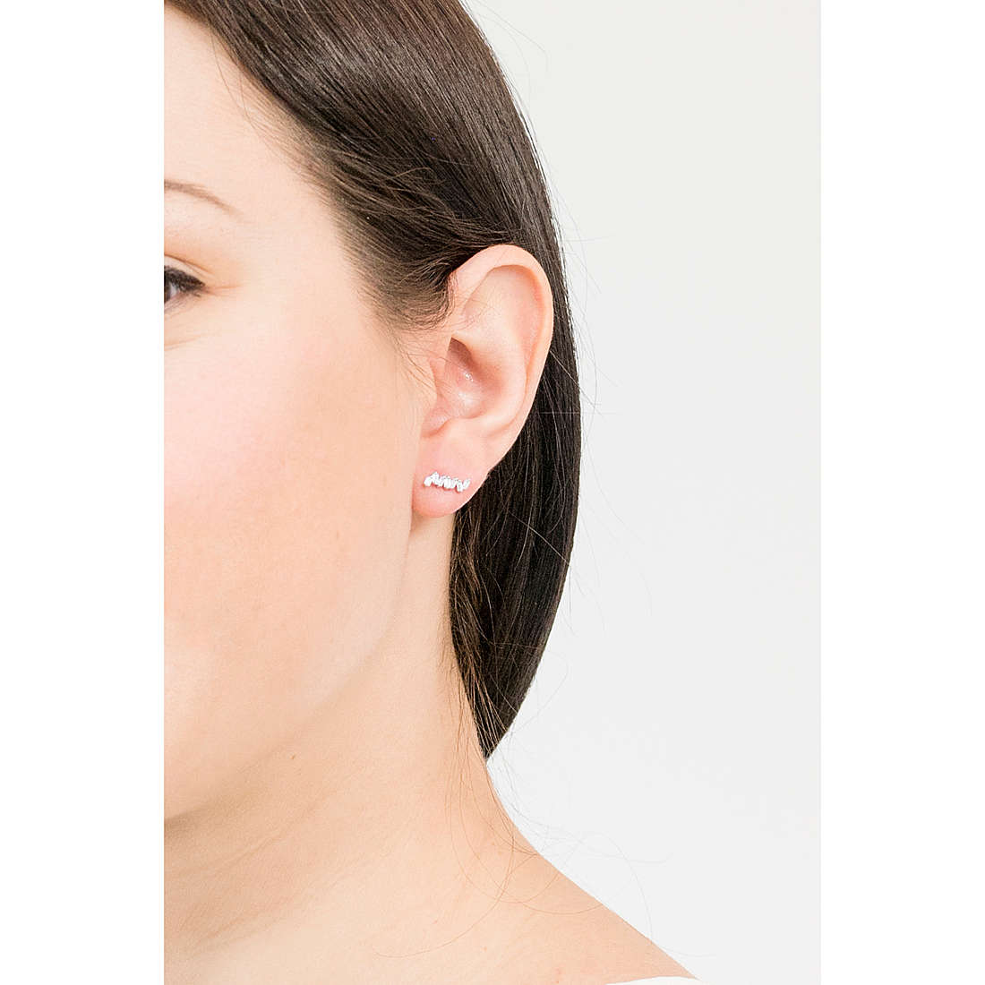 GioiaPura earrings woman GYOARZ0898-SW wearing