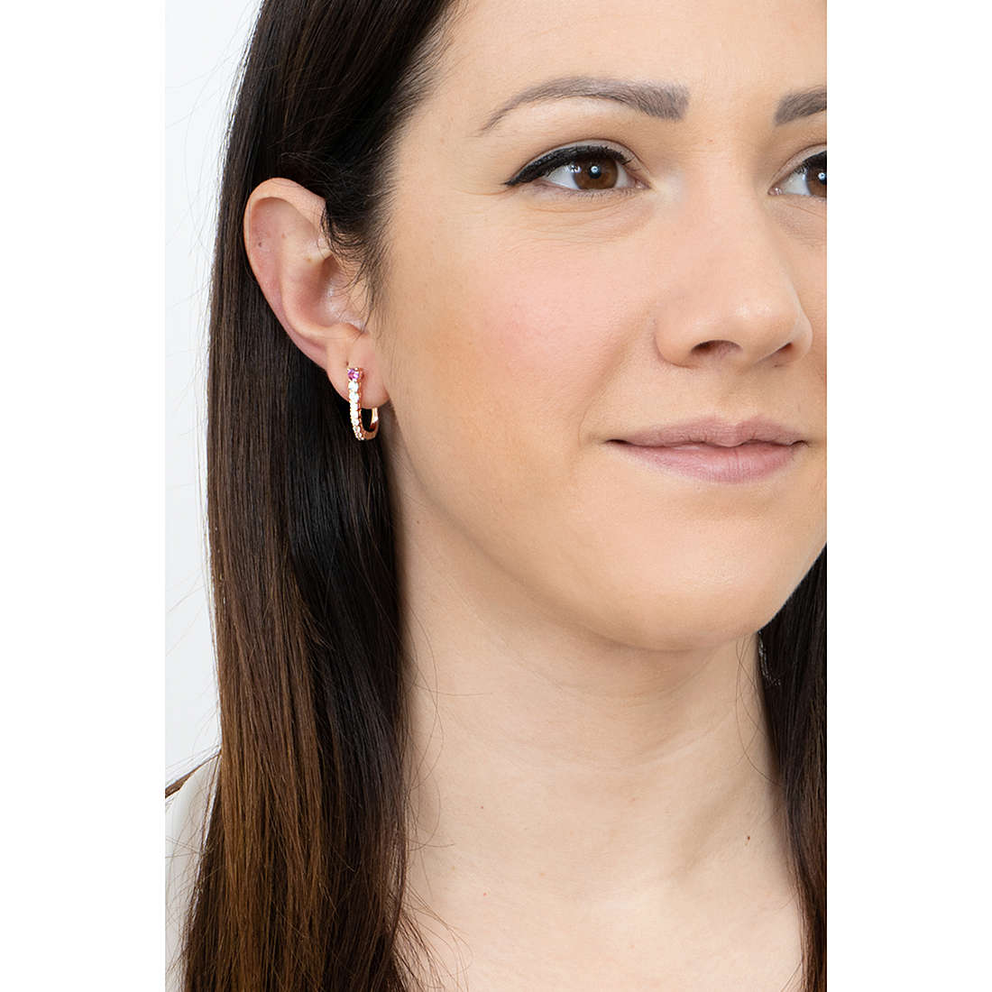 GioiaPura earrings woman GYOARZ1058-PRE wearing
