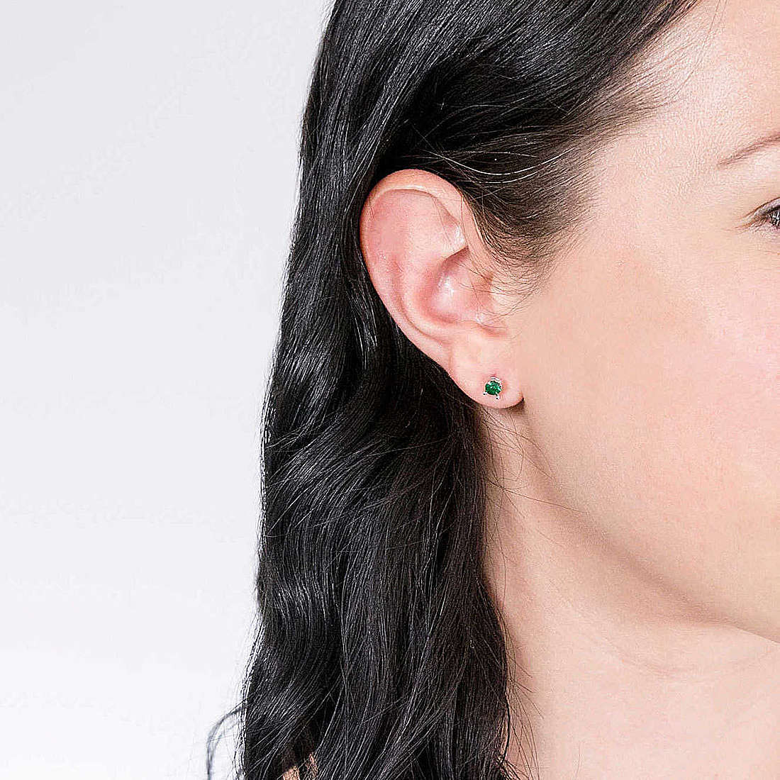 GioiaPura earrings woman INS020OR012RHVE wearing