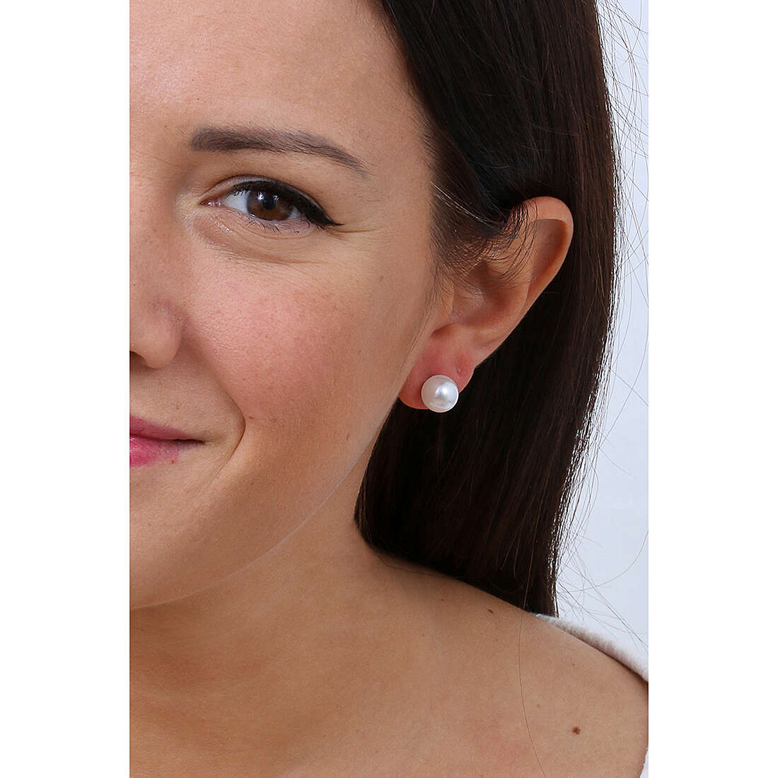 GioiaPura earrings woman INS028OR1034-10 wearing