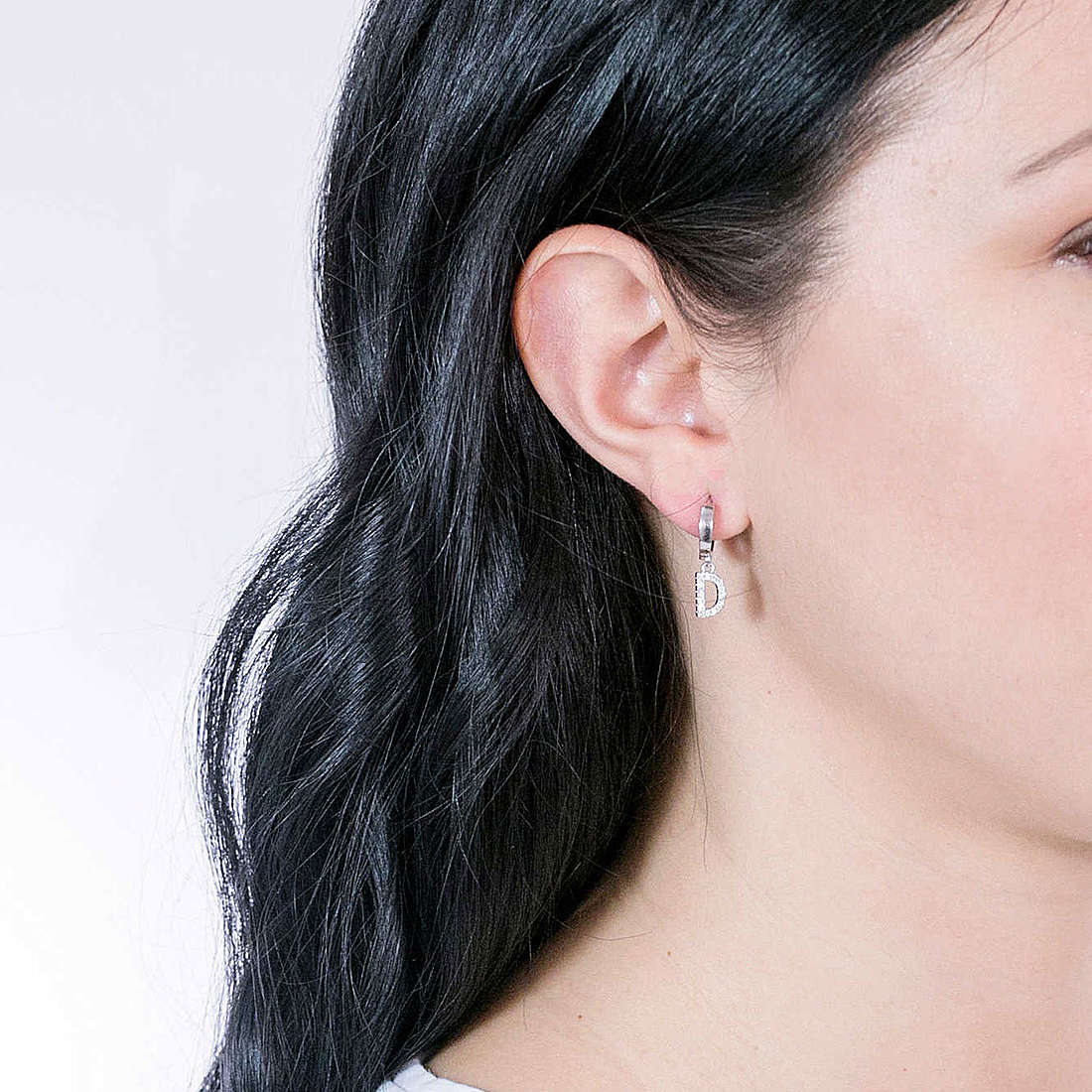 GioiaPura earrings woman INS028OR375-D wearing