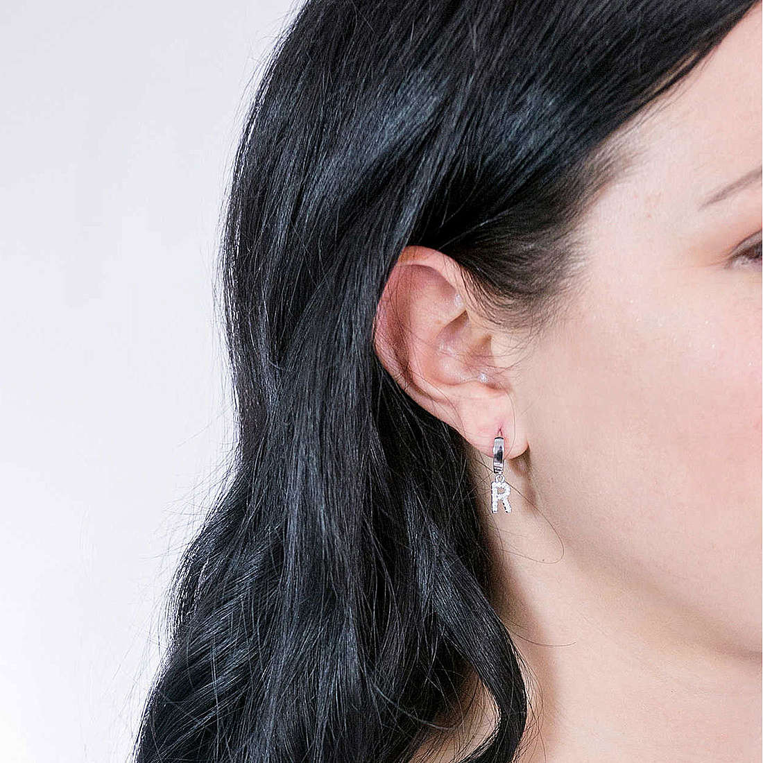 GioiaPura earrings woman INS028OR375-R wearing