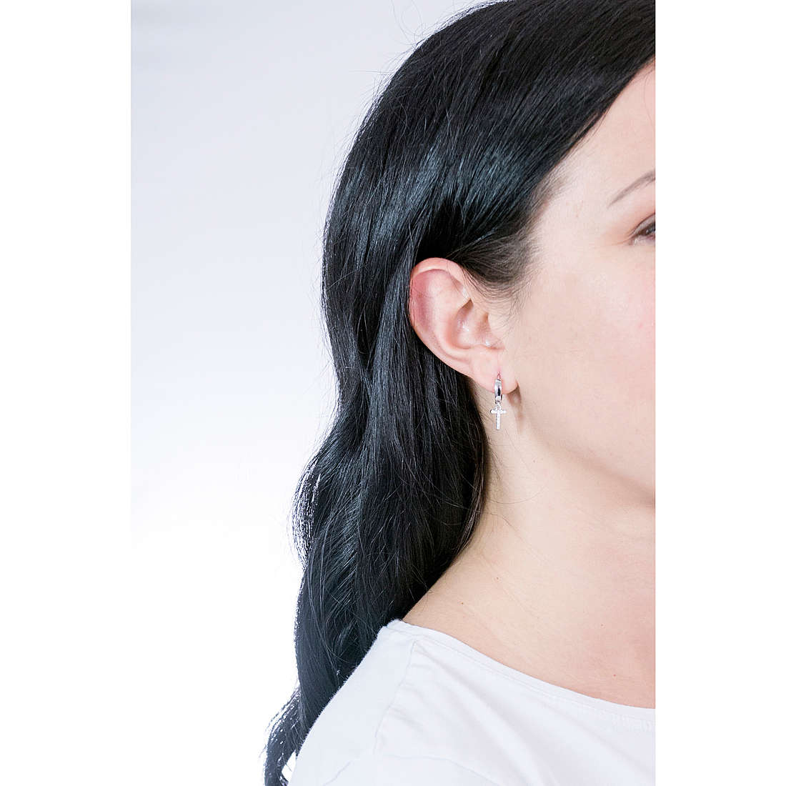 GioiaPura earrings woman INS028OR375-T wearing