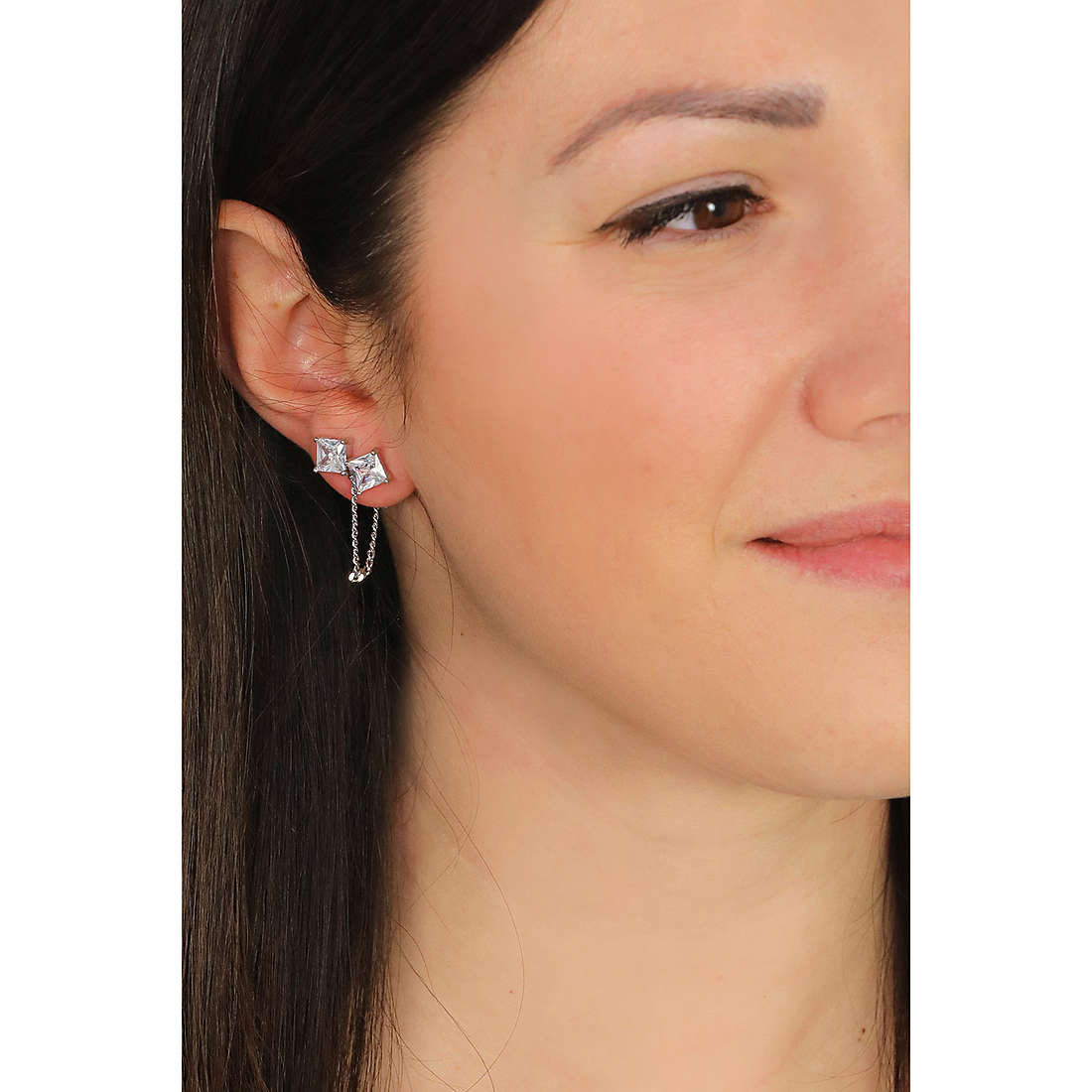 GioiaPura earrings woman INS029OR040RHWH wearing