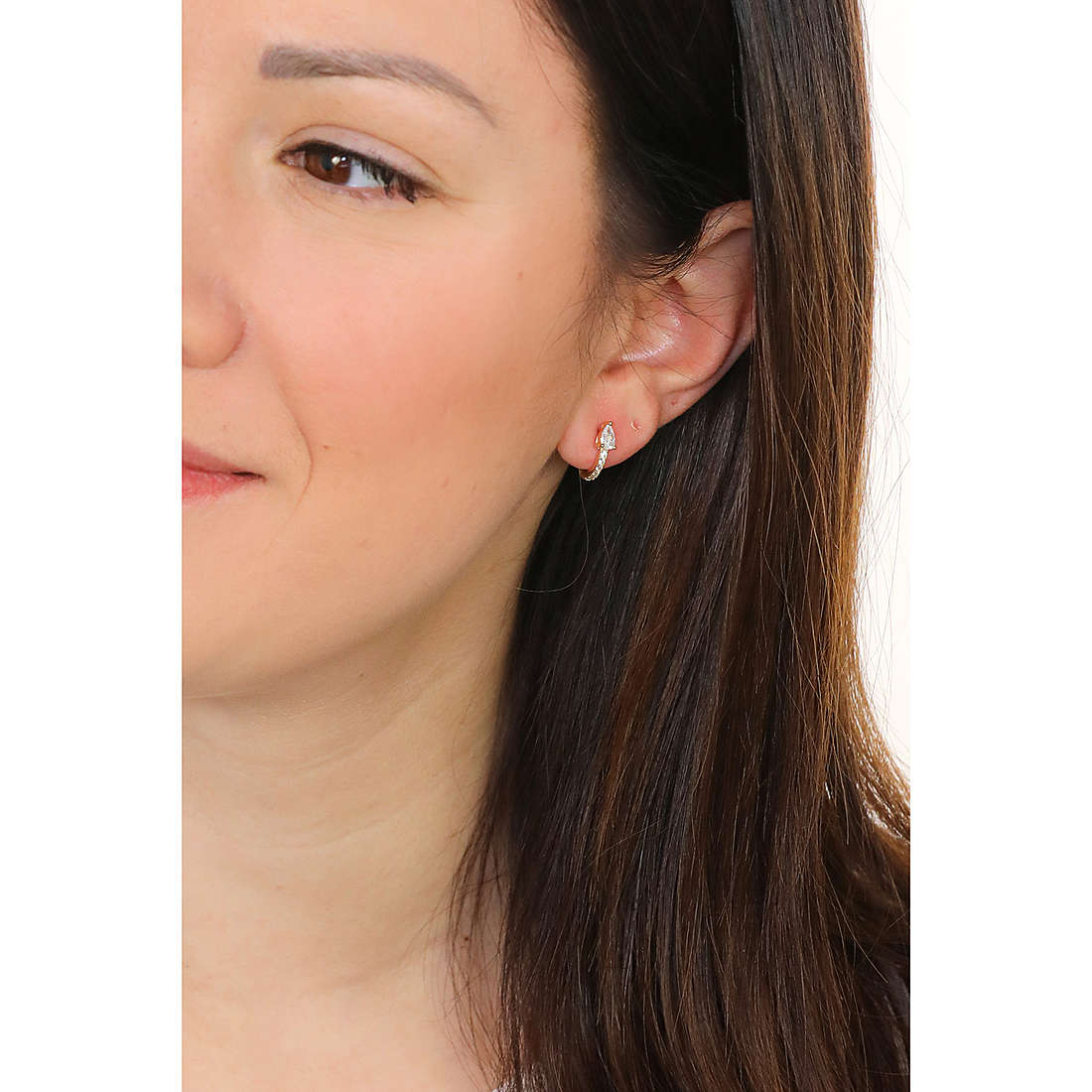GioiaPura earrings woman INS029OR043PLWH wearing