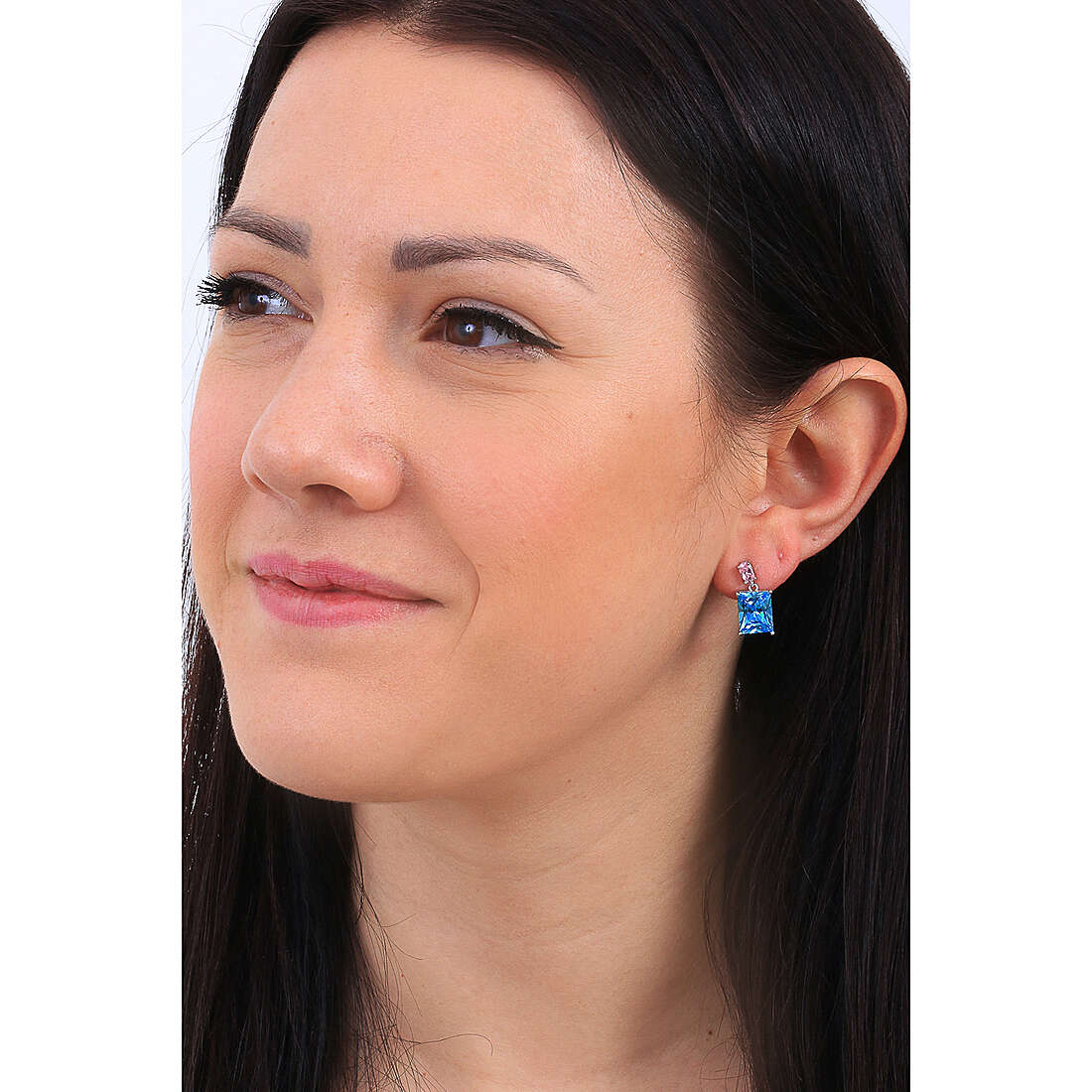 GioiaPura earrings Special days woman INS029OR142RHMU wearing