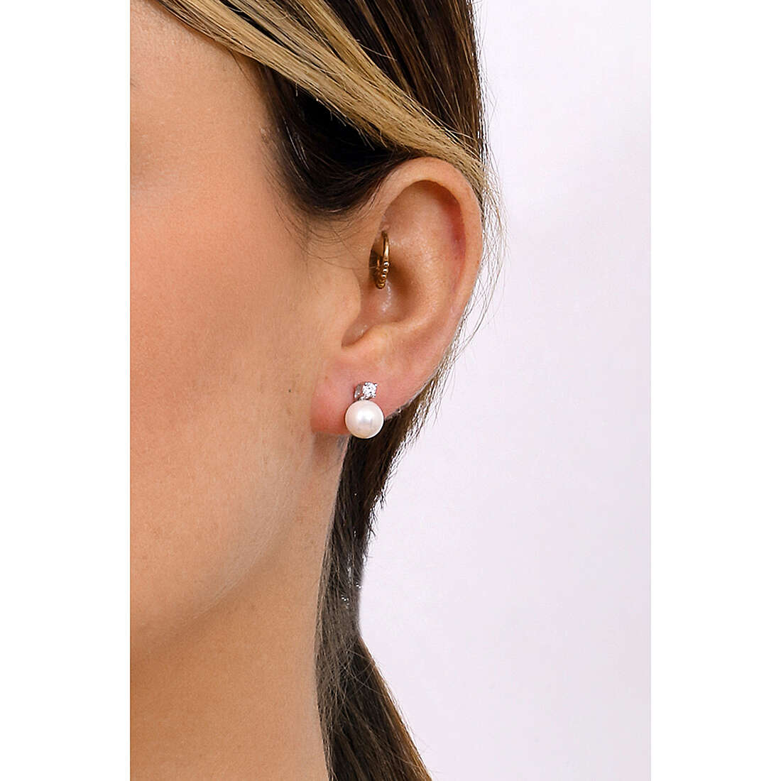 GioiaPura earrings woman LPE77389 wearing