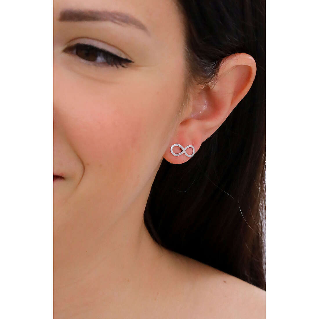 GioiaPura earrings Oro 375 woman GP9-S215277 wearing
