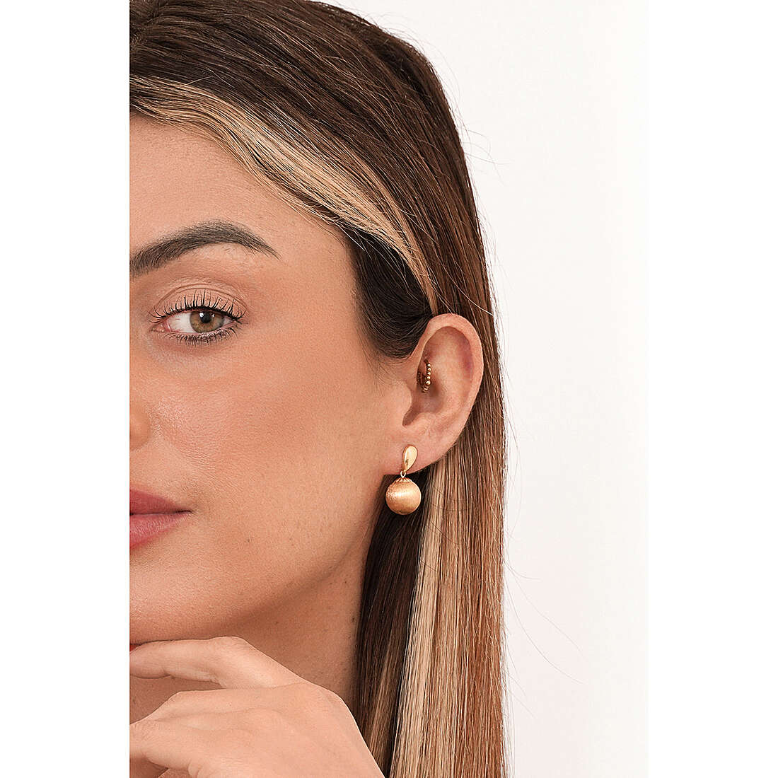 GioiaPura earrings Oro 750 woman GP-S183380 wearing