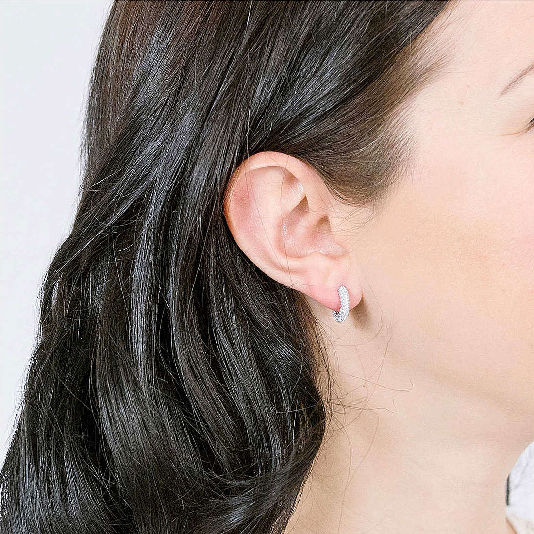 GioiaPura earrings Oro 750 woman GP-S242294 wearing