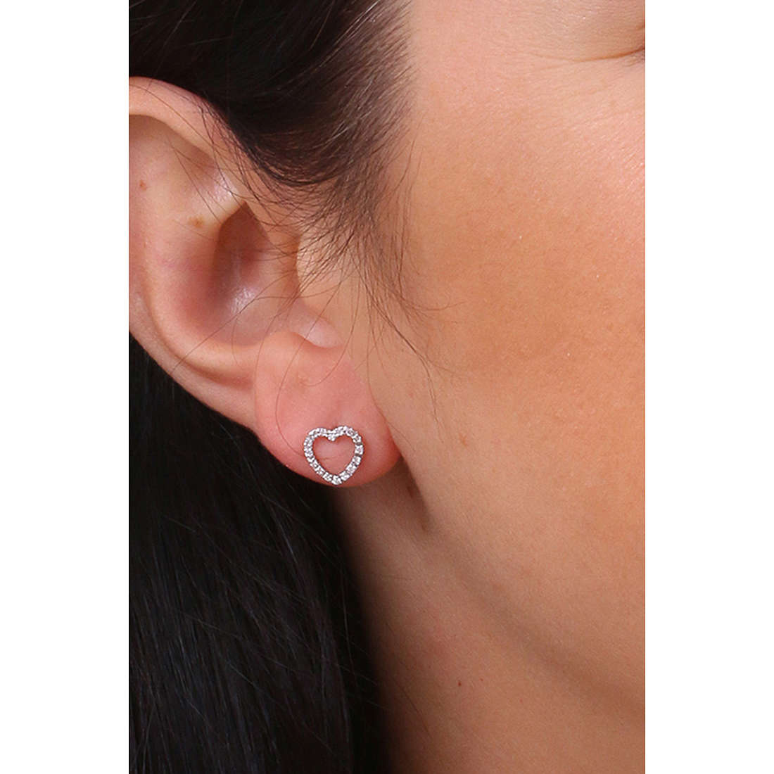 GioiaPura earrings Oro e Diamanti woman OR-00261BL-1-GI wearing