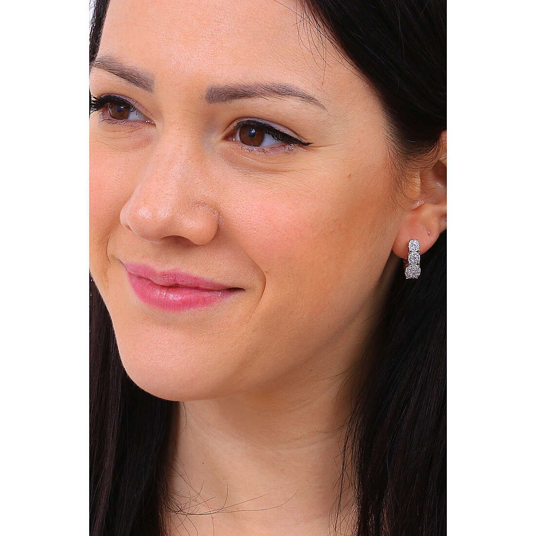 GioiaPura earrings Punti di luce woman INS028OR052 wearing