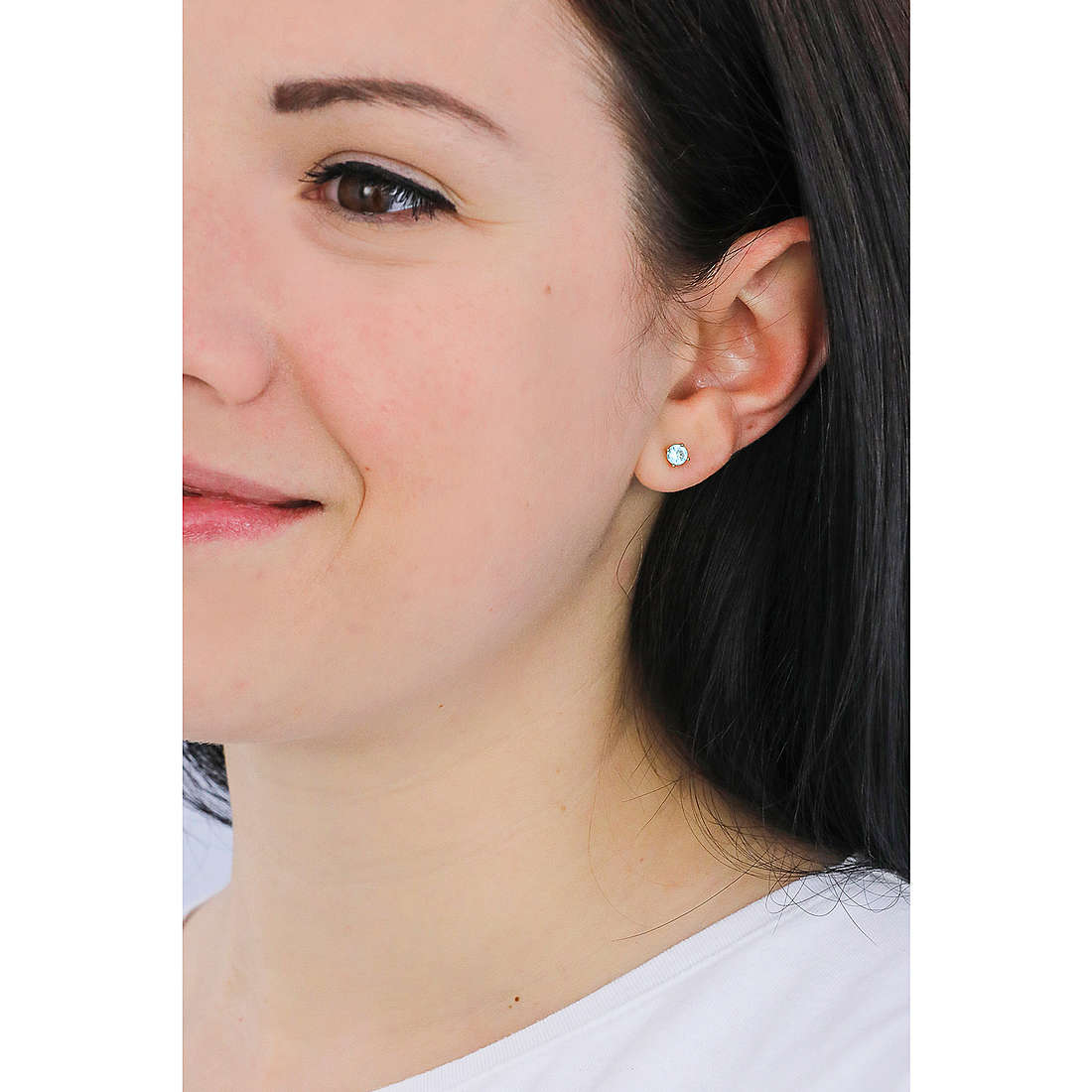 GioiaPura earrings Punti di luce woman LPE57093GP4AQ wearing