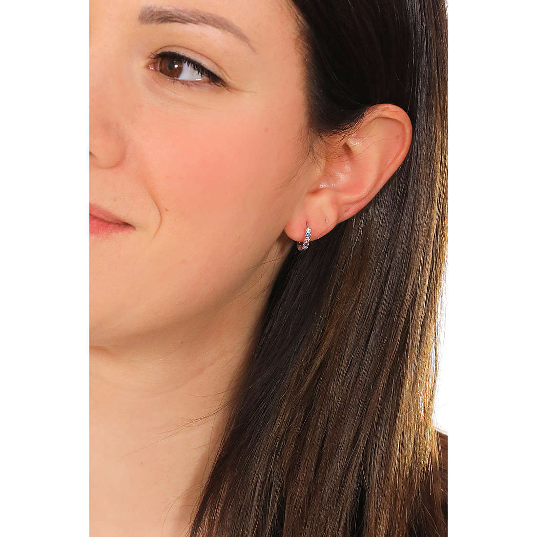 GioiaPura earrings woman ST64822-04RH wearing