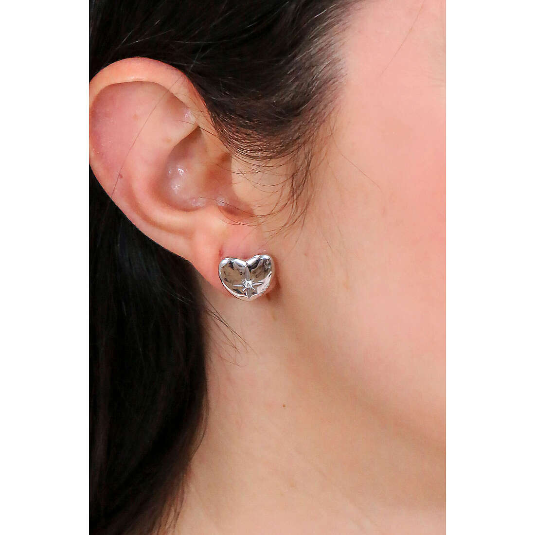 Guess earrings Talismania woman JUBE01445JWRHT/U wearing