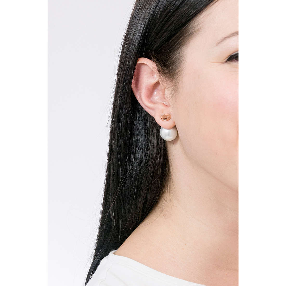 Liujo earrings woman LJ1474 wearing
