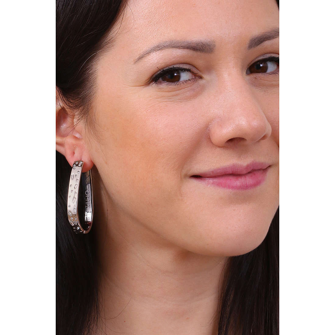 Liujo earrings woman LJ1827 wearing