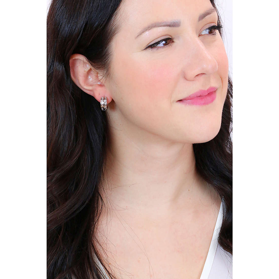 Liujo earrings woman LJ1828 wearing