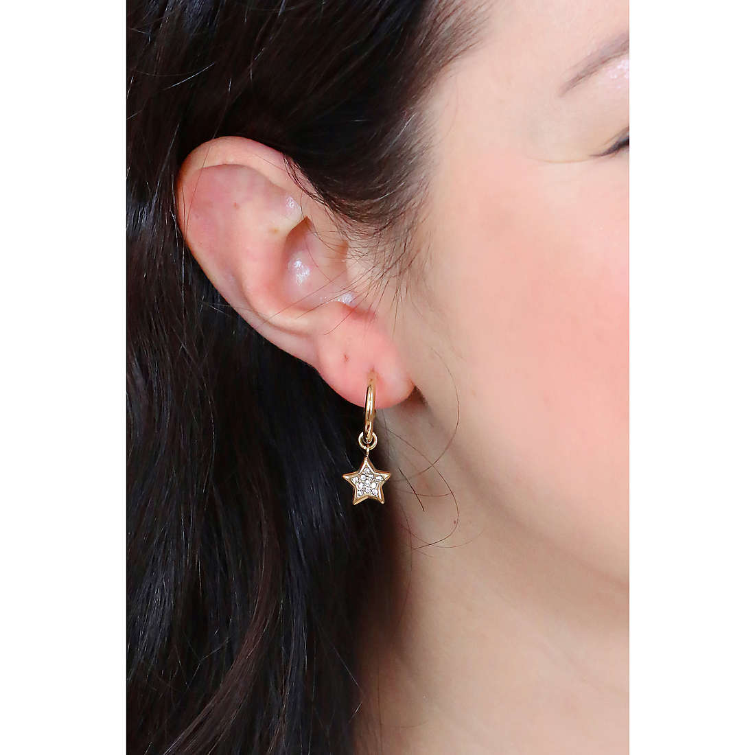 Liujo earrings woman LJ1860 wearing