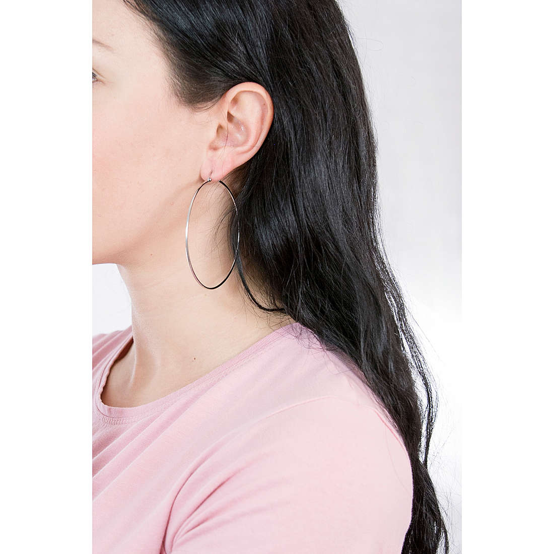 Luca Barra earrings Holiday woman LBOK951 wearing