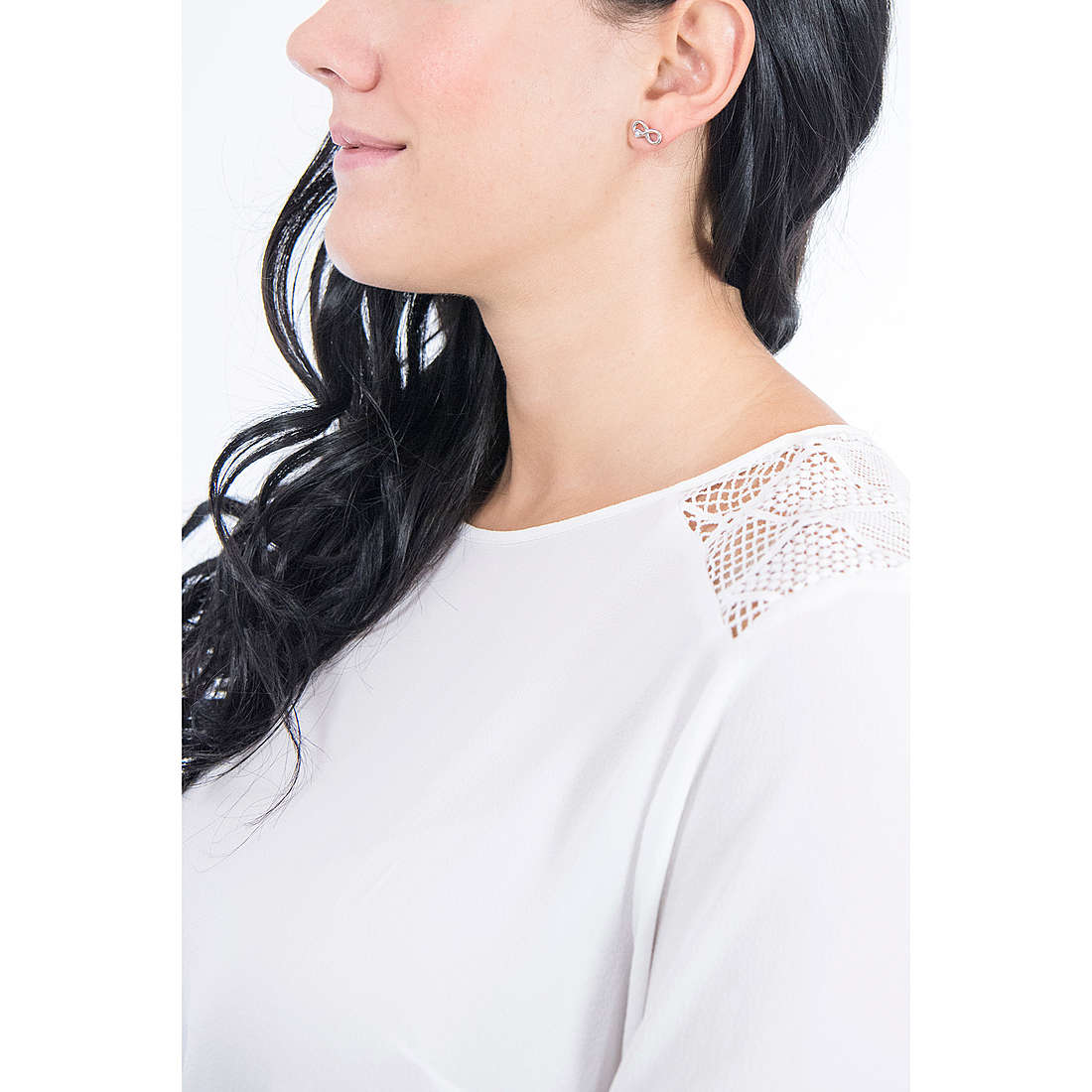Morellato earrings Istanti woman SAIX06 wearing