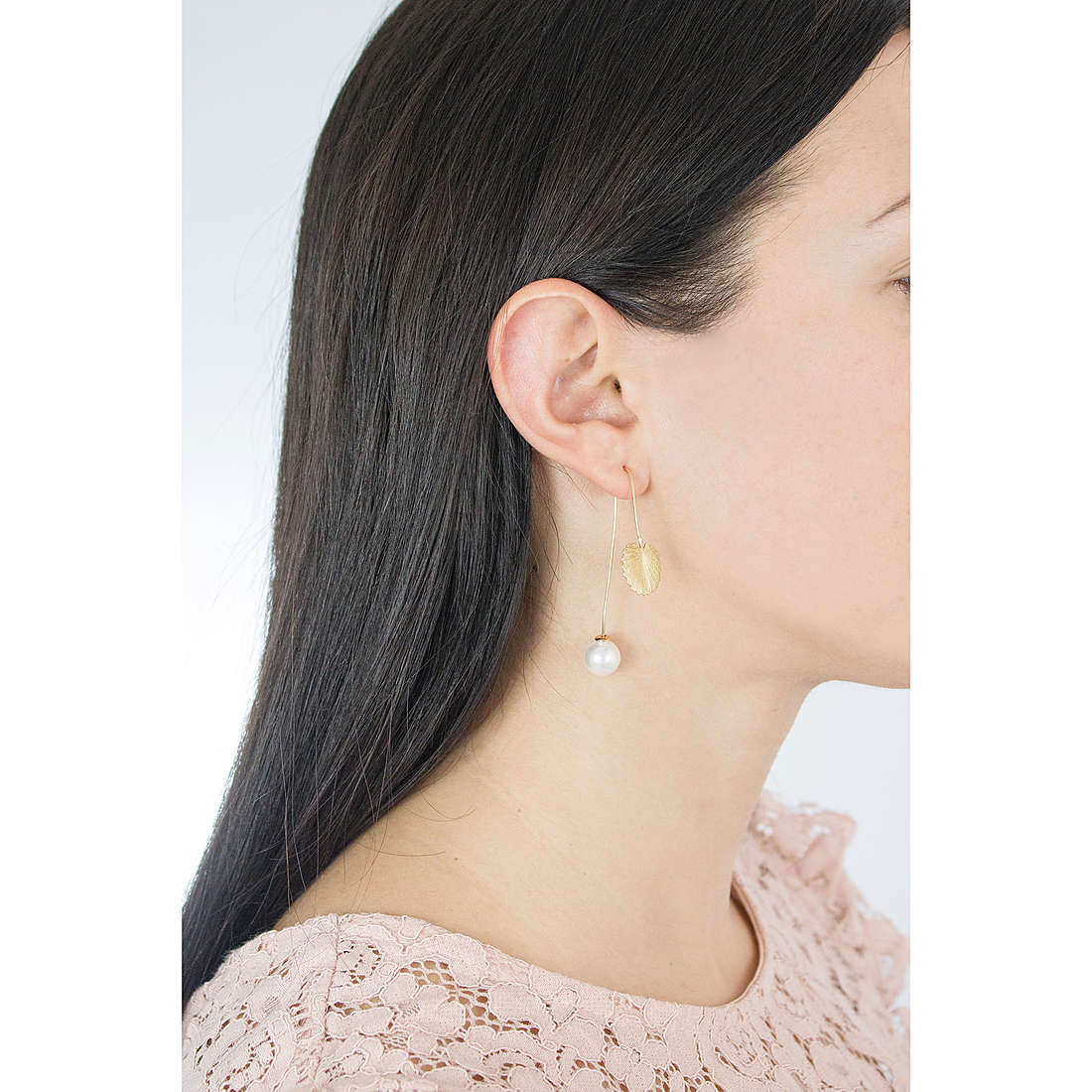 Ottaviani earrings woman 500082O wearing