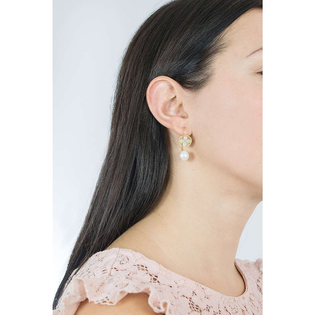 Ottaviani earrings woman 500153O wearing