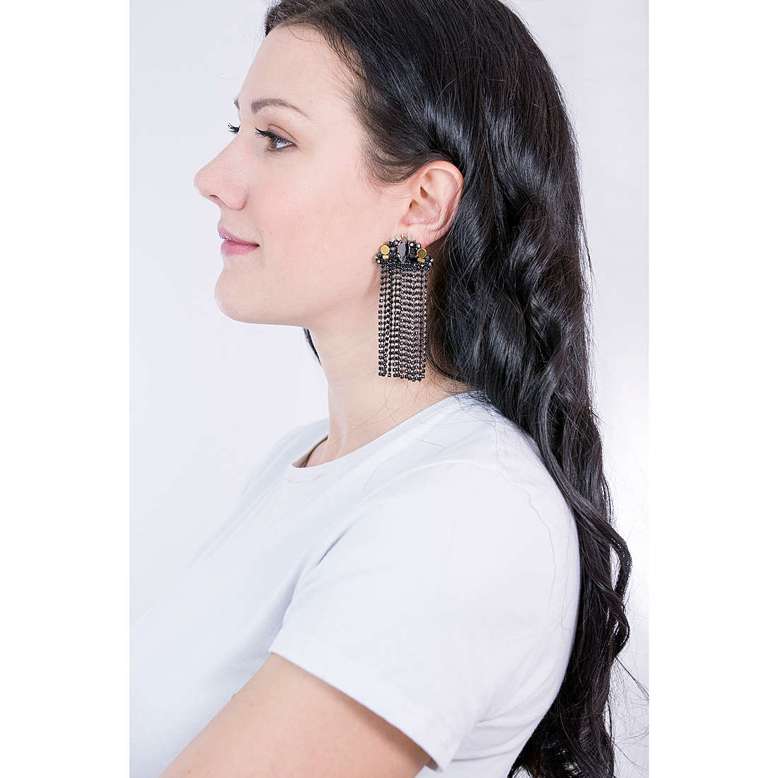 Ottaviani earrings woman 500351O wearing