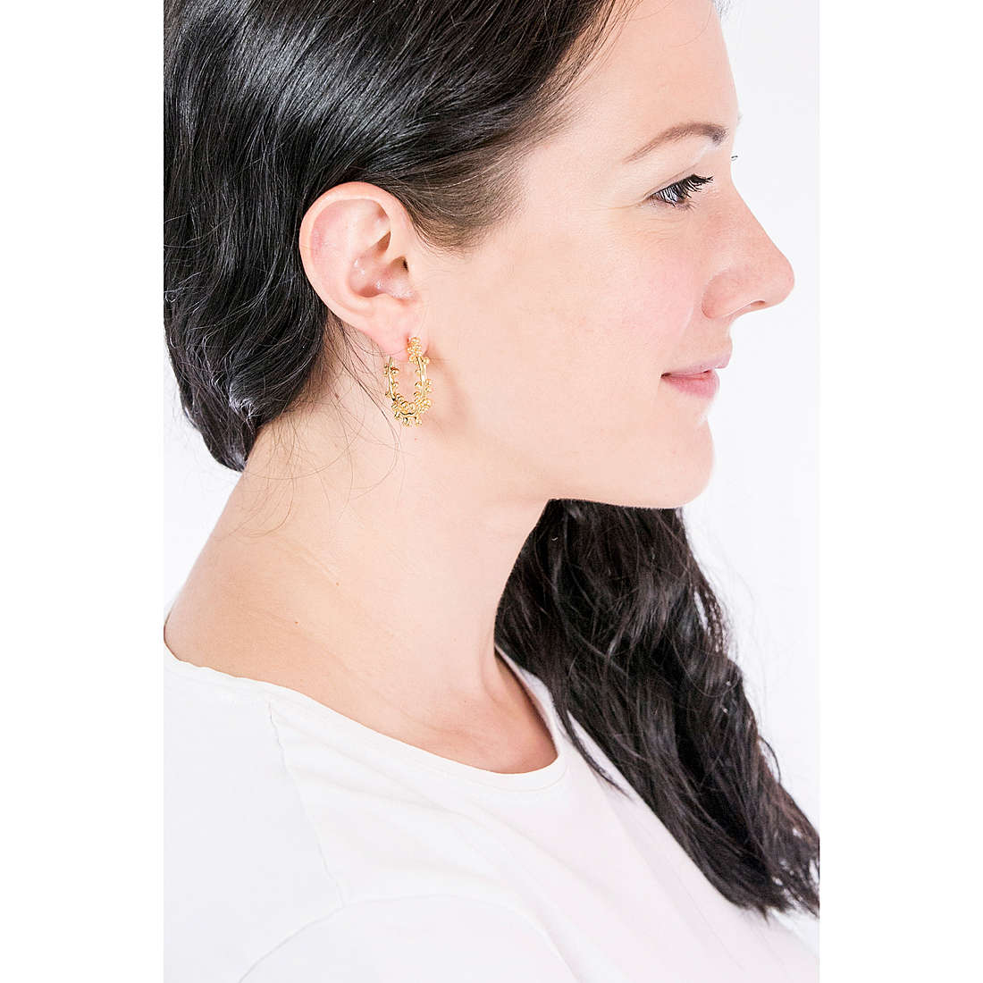 PDPaola earrings woman AR01-059-U wearing
