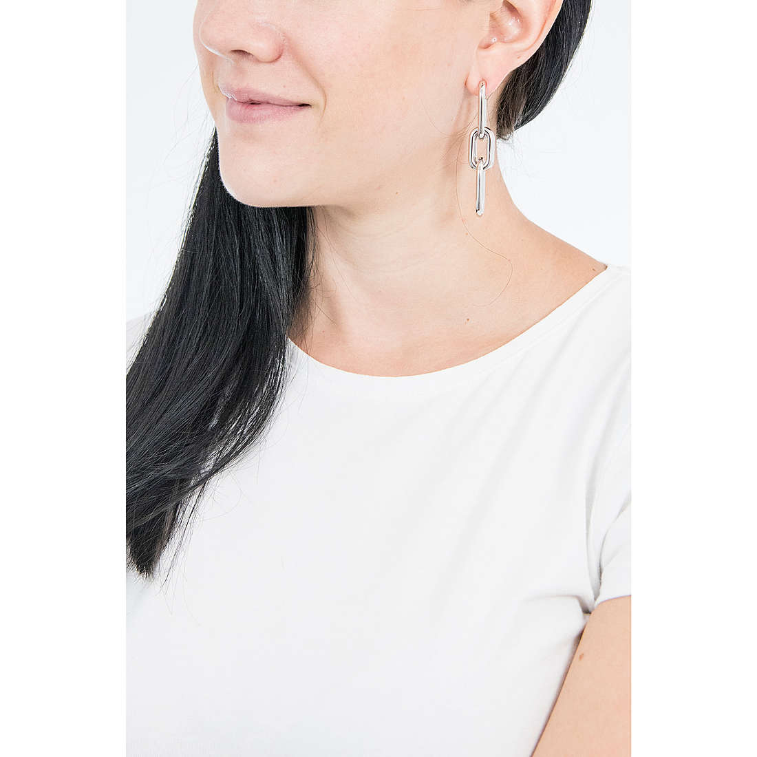 PDPaola earrings woman AR02-074-U wearing