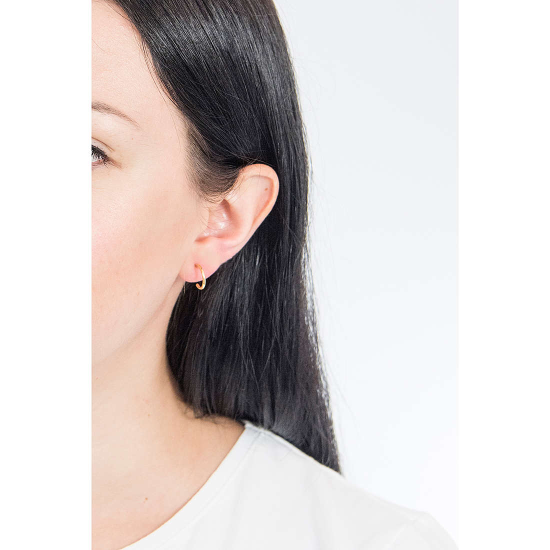 PDPaola earrings I Am woman AR01-251-U wearing