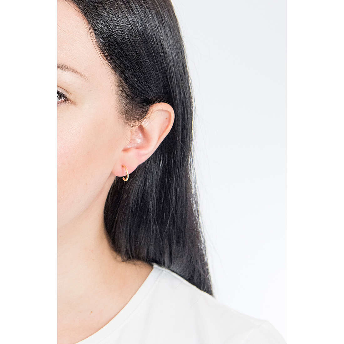 PDPaola earrings I Am woman AR01-256-U wearing